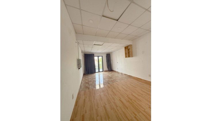 MẶT TIỀN KINH DOANH, 2 TẦNG, NGAY GÒ XOÀI - LÊ VĂN QUỚI, 54M2, SỔ ĐẸP HOÀN CÔNG ĐỦ, GIÁ CHỈ NHỈNH 5 TỶ TL